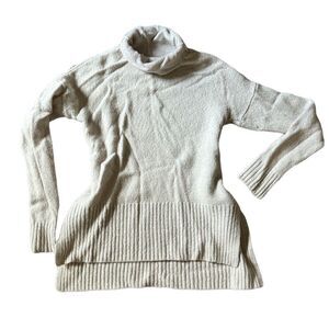 Lou & Grey wool womens turtleneck